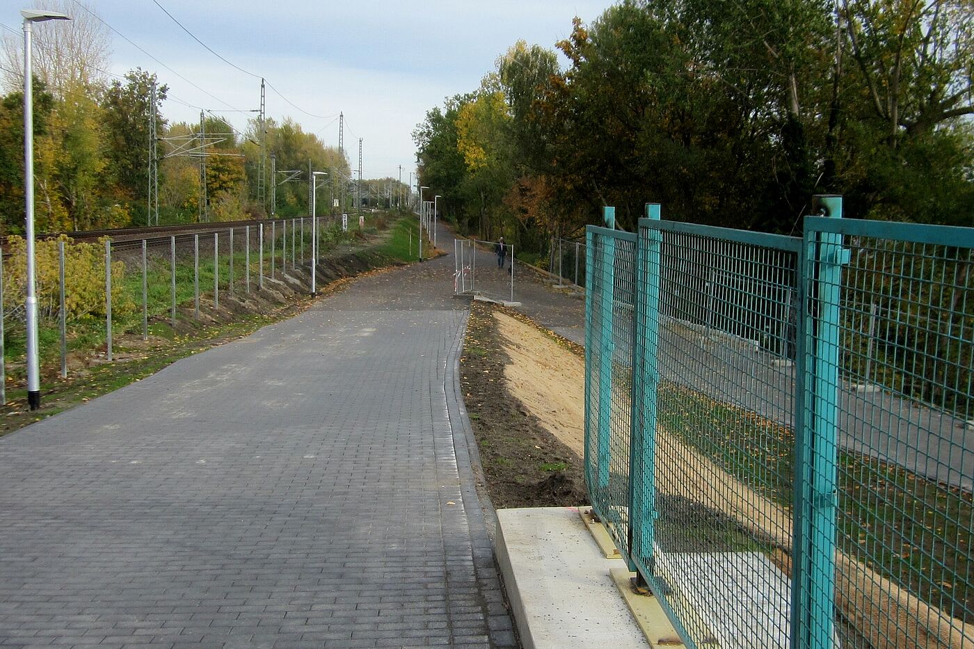 kleine Baustelle am Rand der Brücke