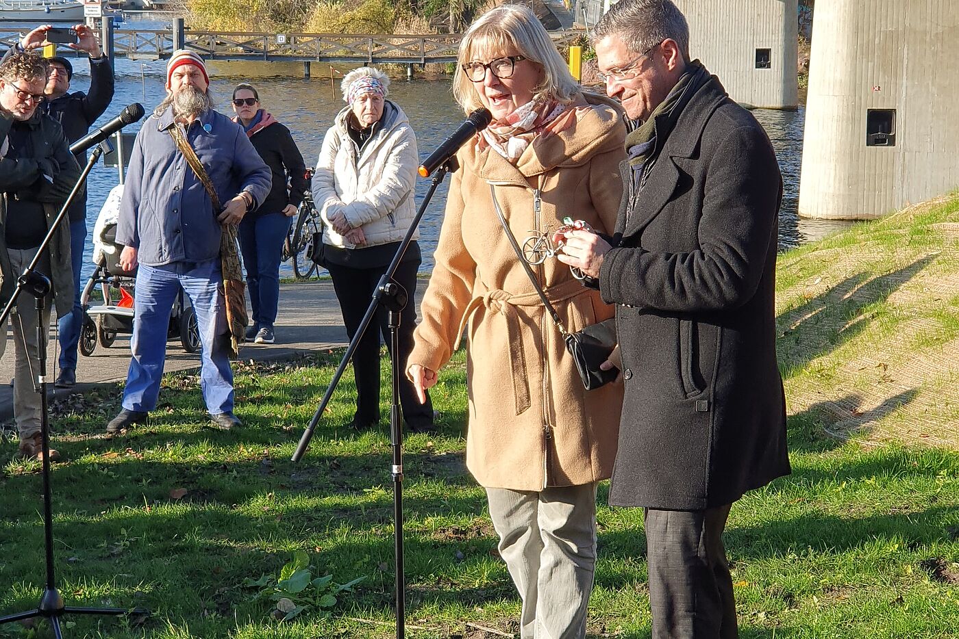 Bürgermeisterin Saß aus Werder (Havel) und Oberbürgermeister Schubert