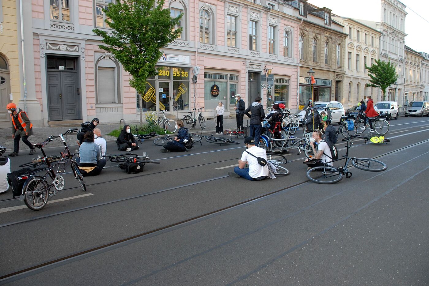 Schweigeminute in der Charlottenstraße