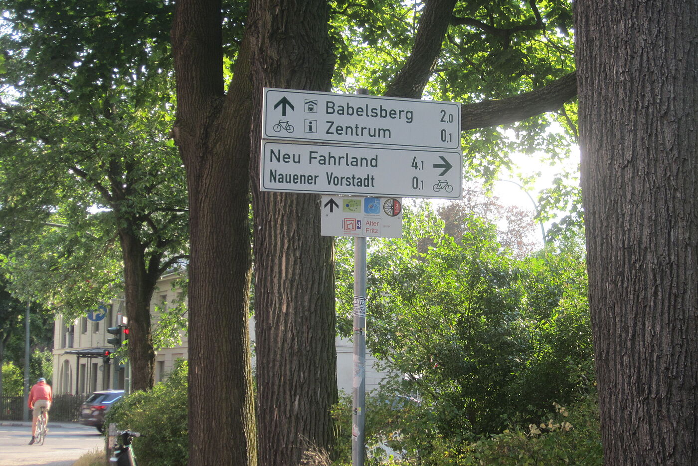 Hinweisschild_Tour