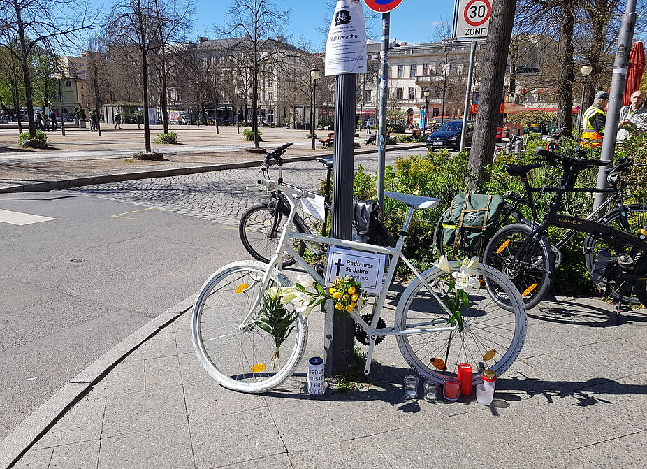 Geisterrad am Luisenplatz Geisterrad am Luisenplatz
